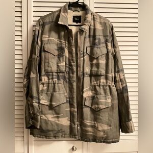 Rails Camo Zip Front Jacket - L